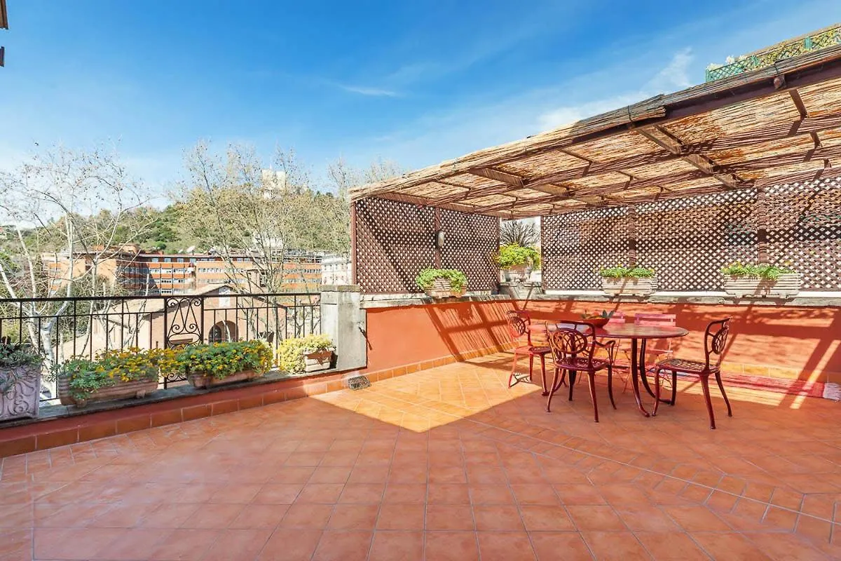 Prati Charming Attic Apartment Rome