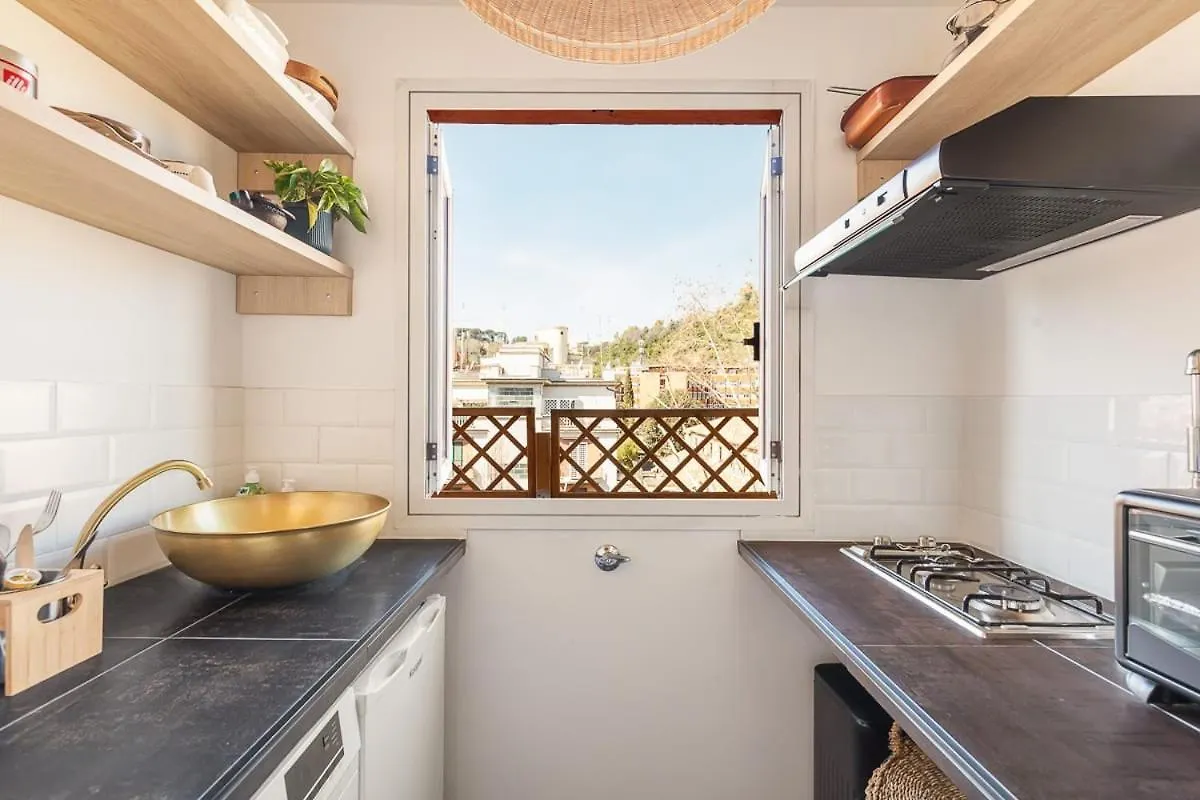 Prati Charming Attic Apartment Rome