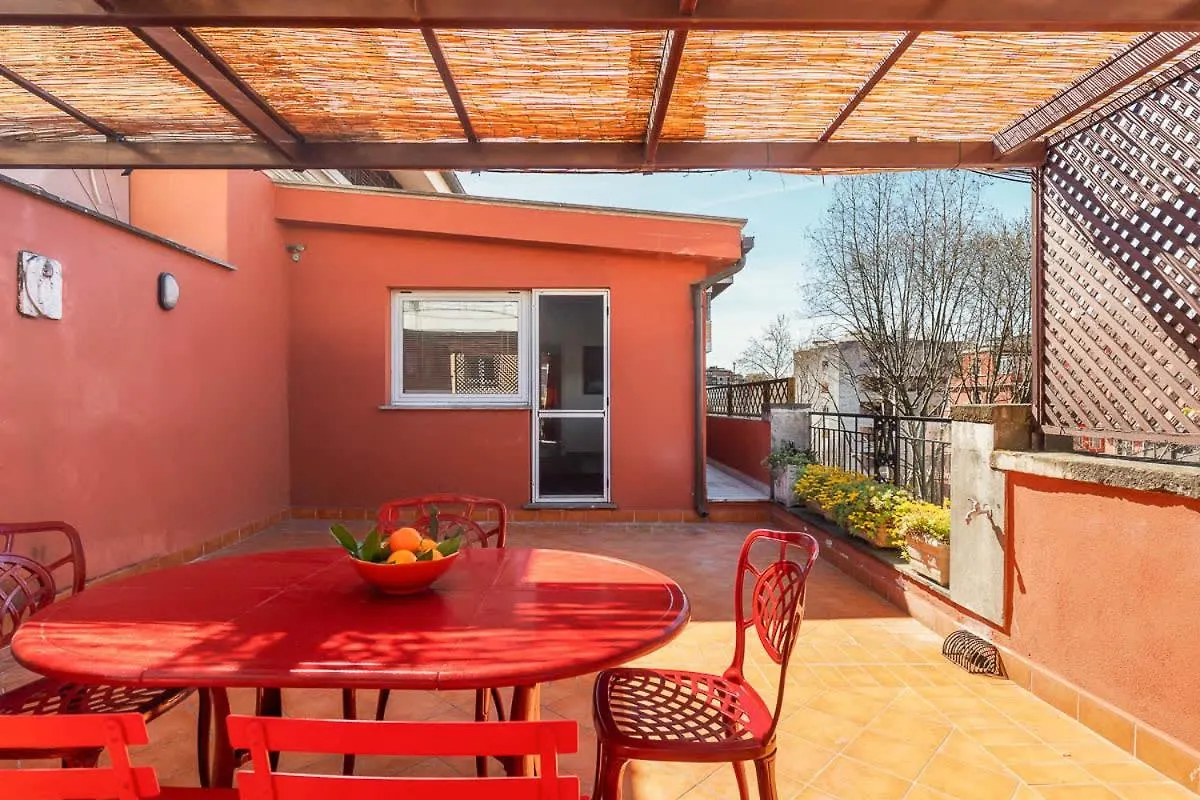 Prati Charming Attic Apartment Rome